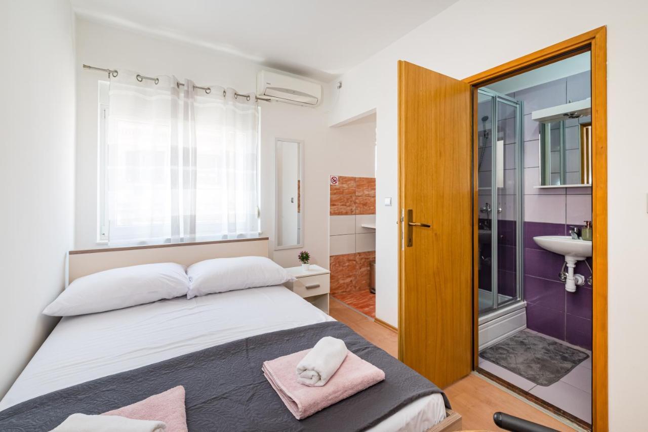 Studio And Rooms Zadar City Wall Exterior photo